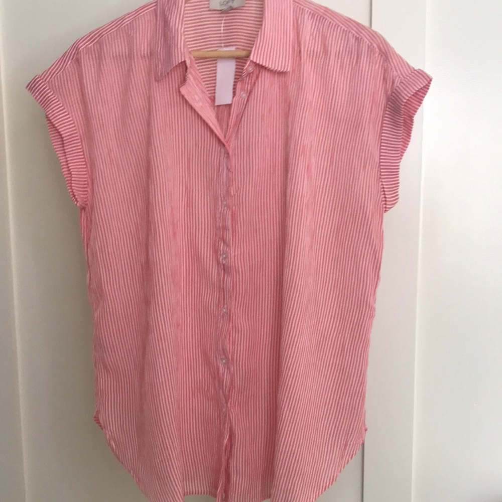 NWT Loft Outlet button down shirt. Size M.